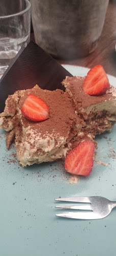 Opinii despre Cathedral Café în Staré Město - Gastronomie a pohostinství