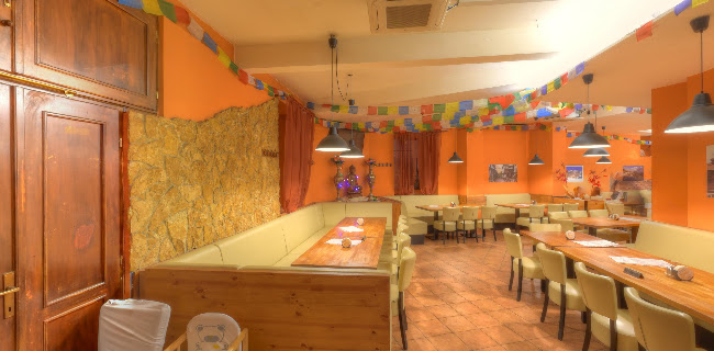 Himalaya Restaurant - Gastronomie a pohostinství