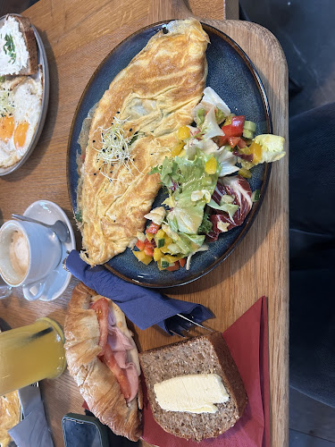 Comentarii opinii despre Dolicafe