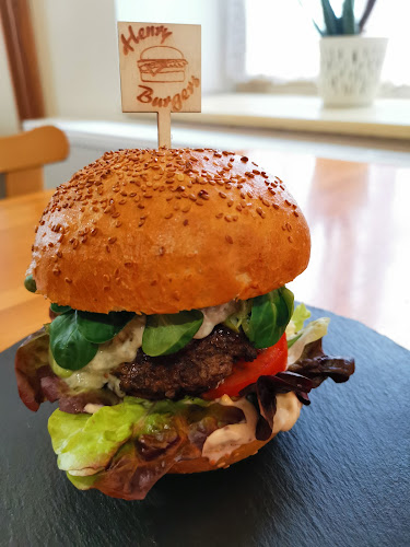 Opinii despre Henry Burgers Na Radnici în Pardubice - Gastronomie a pohostinství
