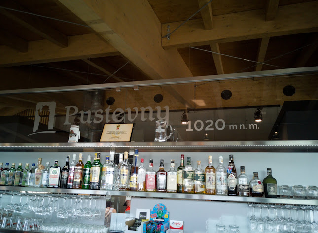 Opinii despre Pustevny Lanovka samoobslužná restaurace în Trojanovice - Gastronomie a pohostinství