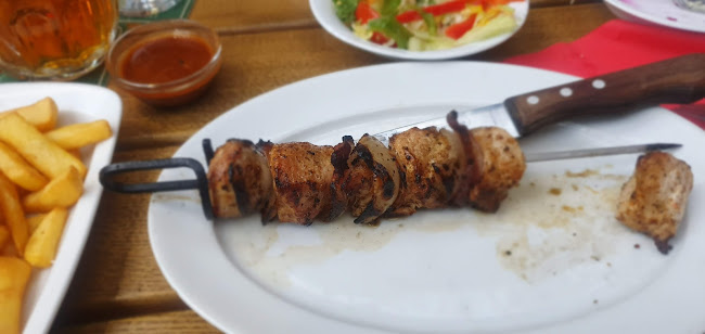 Country Saloon - Gastronomie a pohostinství