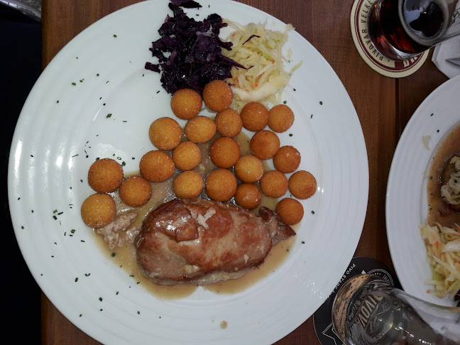 Hotel a restaurace Hradby