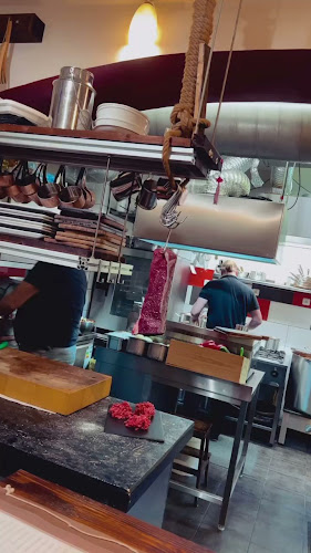 Opinii despre LA VIE în Vinohrady - Gastronomie a pohostinství