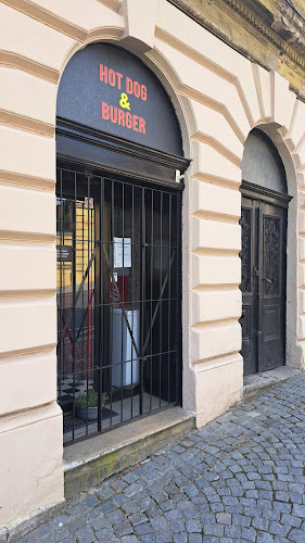Hot dog & burger bistro - Hradec Králové