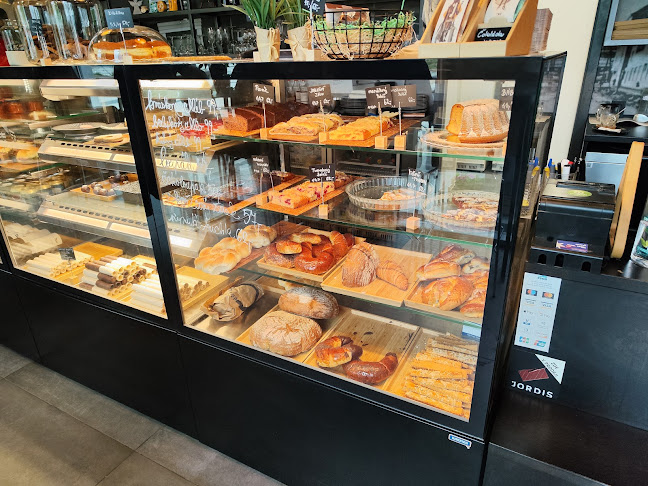 Walterovo nám., 158 00 Praha 5