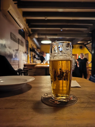 Opinii despre Restaurace Dvůr în Praha 9 - Gastronomie a pohostinství