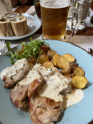 Masarykovo nám. 156, 686 01 Uherské Hradiště 1