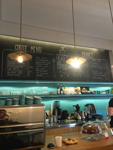 Opinii despre Head Shot Coffee Jungmannova în Nové Město - Gastronomie a pohostinství