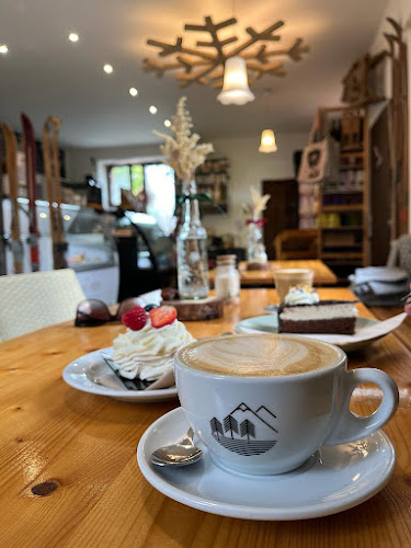 Kavárna & Cukrárna VLOČKA - Gastronomie a pohostinství