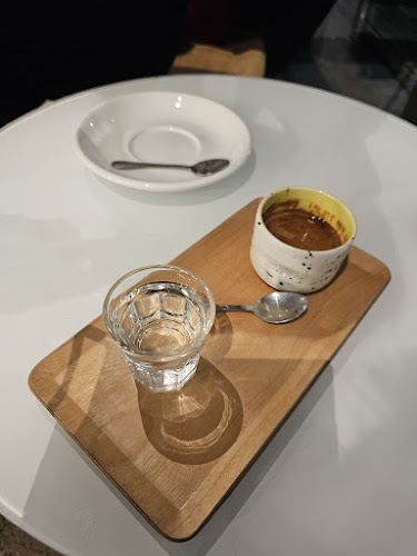 Opinii despre The Miners Coffee Churchill în Praha - Gastronomie a pohostinství