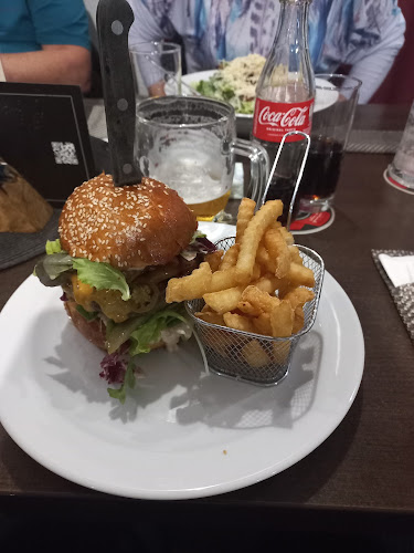 Opinii despre Stress Bar Hořice în Hořice - Gastronomie a pohostinství