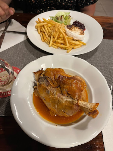 Pod Vyšehradem - Gastronomie a pohostinství