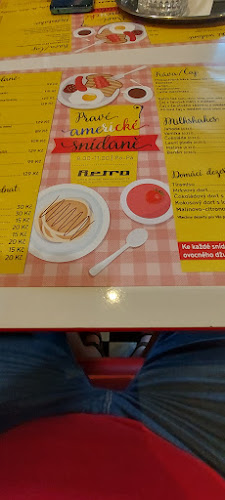 Opinii despre Retro - kavárna, snídaně a koktejlový bar în Zlín - Gastronomie a pohostinství