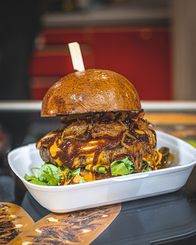 Hot dog & burger bistro