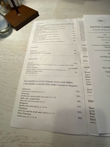 Jean Paul's Restaurant Běhounská - Gastronomie a pohostinství