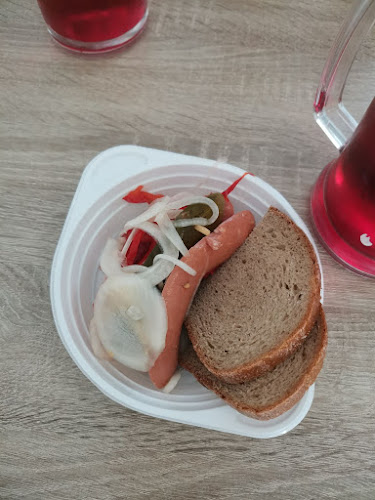 Opinii despre Bistro Cafe DAJA în České Budějovice - Gastronomie a pohostinství