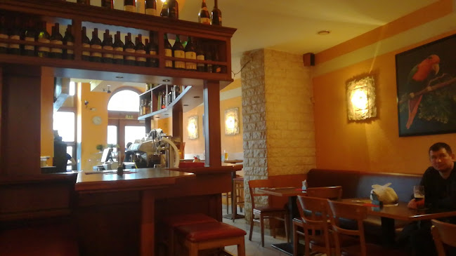 Riva Restaurant - Gastronomie a pohostinství