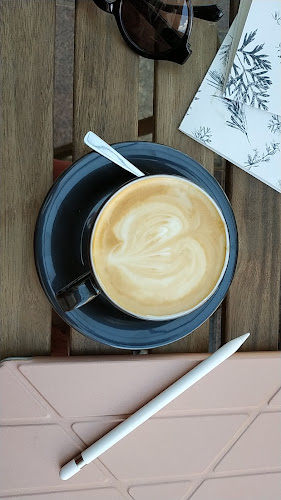 Opinii despre Botanic Bar & Bistro în Brno - Gastronomie a pohostinství