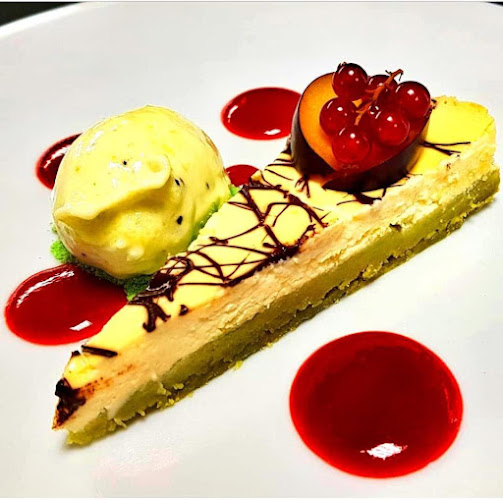 Penzion 14 - restaurace a ubytování - Hostinné