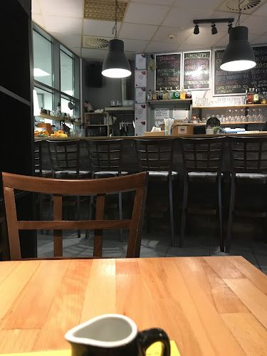 Metro C Kobylisy, Klapkova 156/26A, 182 00 Praha 8