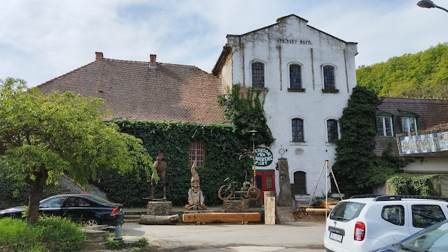 Kavárna a Galerie Stříbský mlýn - Gastronomie a pohostinství