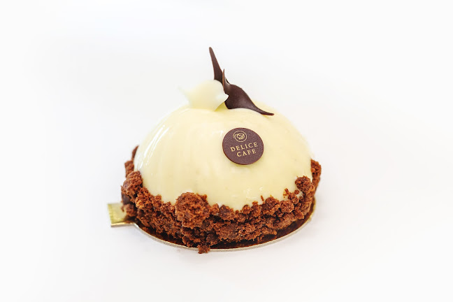 Sokolovská 222/39, 186 00 Praha 8-Karlín