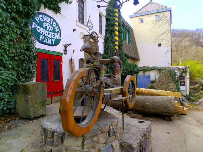 Kavárna a Galerie Stříbský mlýn - Ivančice