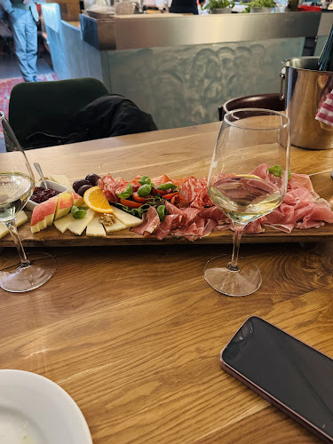 Opinii despre Strada del Vino în Nové Město - Gastronomie a pohostinství