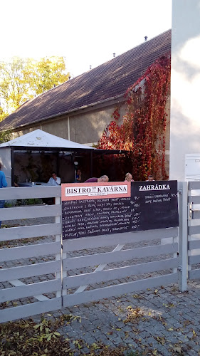 Řeporyjské nám. 126/1, 155 00 Řeporyje