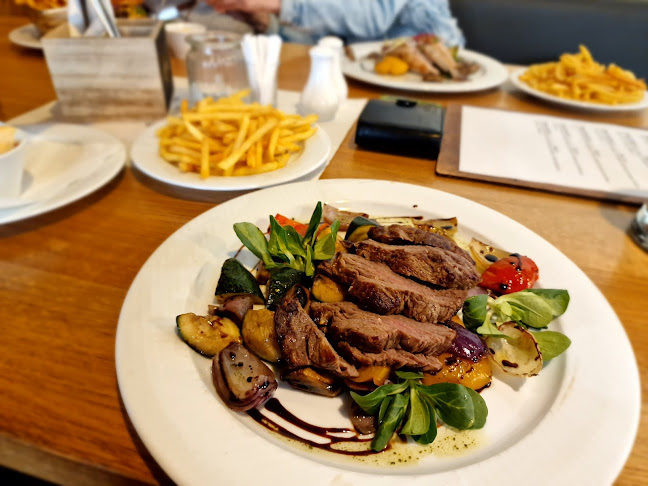 Comentarii opinii despre Angus Restaurant