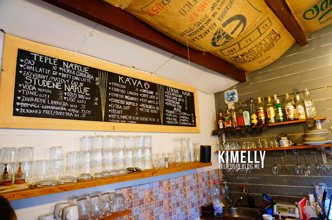 Opinii despre Kavárna Orient în Praha - Gastronomie a pohostinství