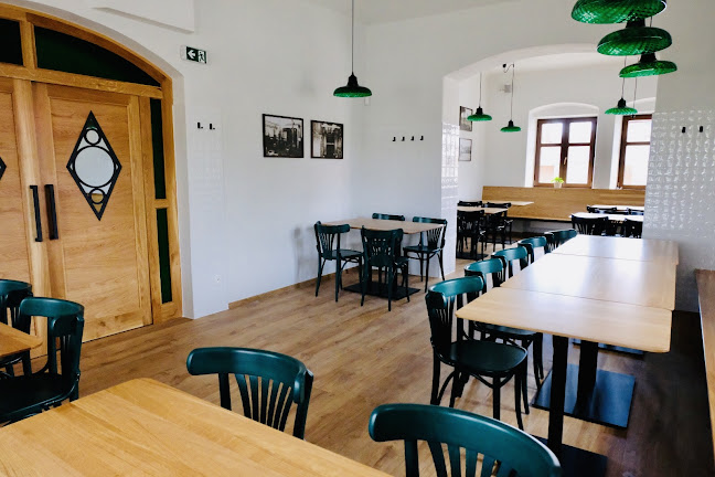 ROHOZECKÁ RESTAURACE