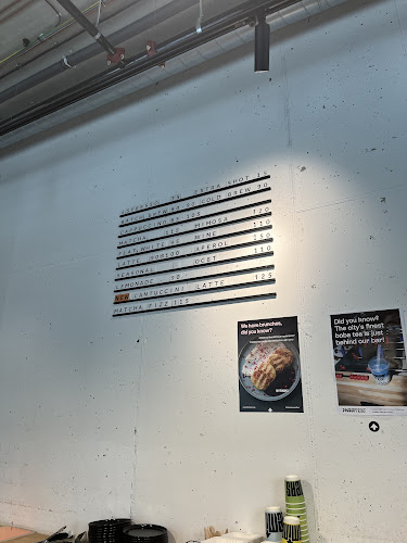 Opinii despre The Miners Coffee Churchill în Praha - Gastronomie a pohostinství