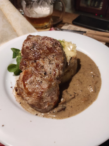 Opinii despre Krčma Středověk în Frýdek-Místek - Gastronomie a pohostinství