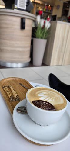 Opinii despre Hajja Caffé Děčín în Letná - Gastronomie a pohostinství