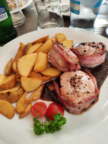 Hradčanské nám. 61/11, 118 00 Praha 1-Hradčany