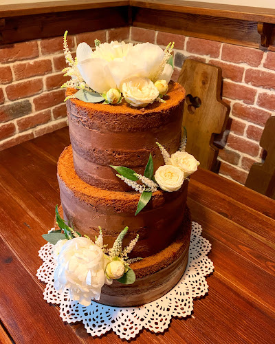 Opinii despre Tarta PATISSERIE & RESTAURANT în Moravany - Gastronomie a pohostinství
