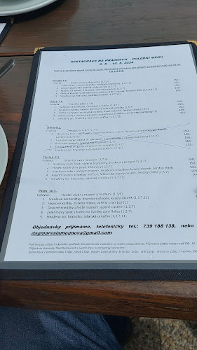 Hotel a restaurace Hradby