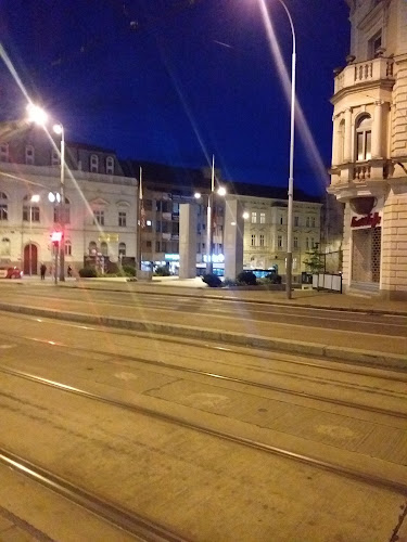 Lahůdky Americká - Gastronomie a pohostinství