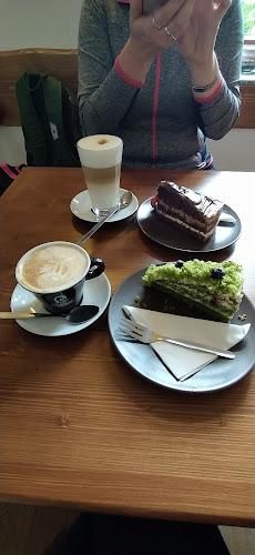 Opinii despre Slunečná kavárna în Srní - Gastronomie a pohostinství