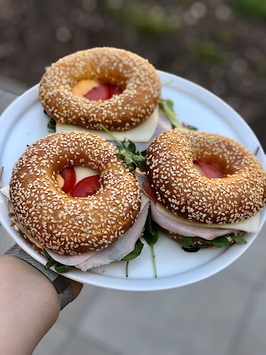 Opinii despre INDUSTRY caffe bar în Dvůr Králové nad Labem - Gastronomie a pohostinství