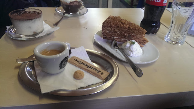 Opinii despre Kavárna Na Schodech în Strážné - Gastronomie a pohostinství