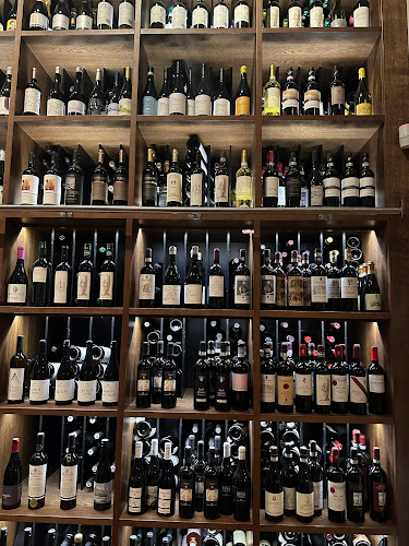 Opinii despre Vinograf în Nové Město - Gastronomie a pohostinství