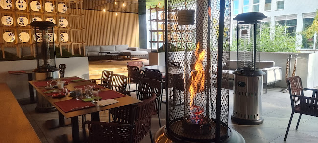 SILQ RESTAURANT & LOUNGE - Gastronomie a pohostinství