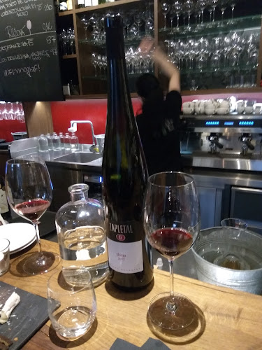 Vinograf - Gastronomie a pohostinství