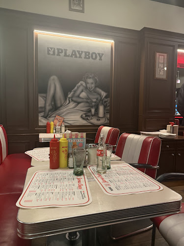 Comentarii opinii despre James Dean Prague