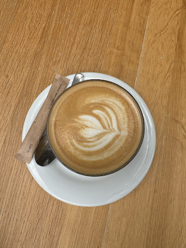 Opinii despre Café v zahradě în Praha - Gastronomie a pohostinství