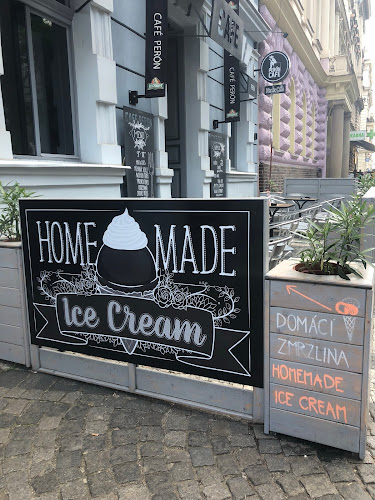 Comentarii opinii despre Café Perón