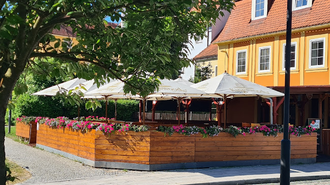 Restaurace U hradu - Gastronomie a pohostinství